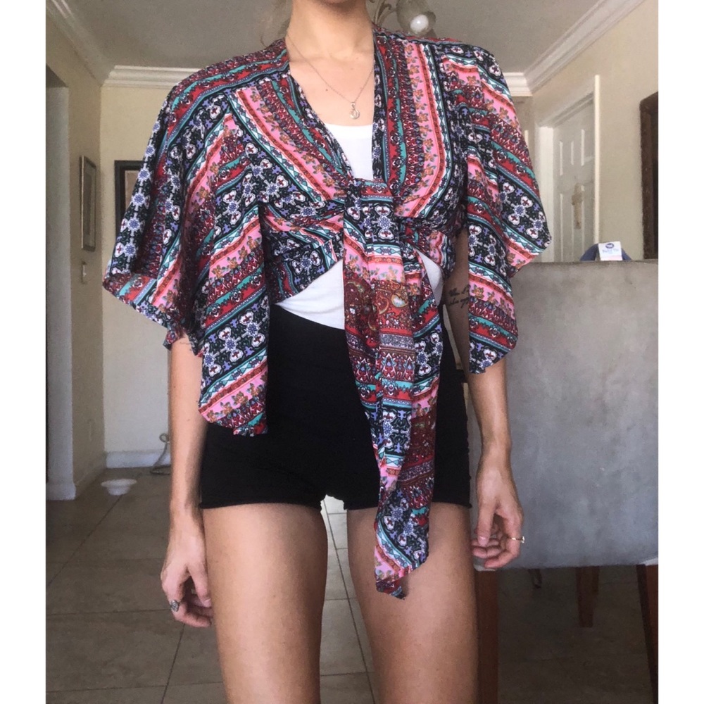 ELON Gypsy tie wrap Festival Cape top O/S